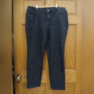 Liz Claiborne Woman 18W